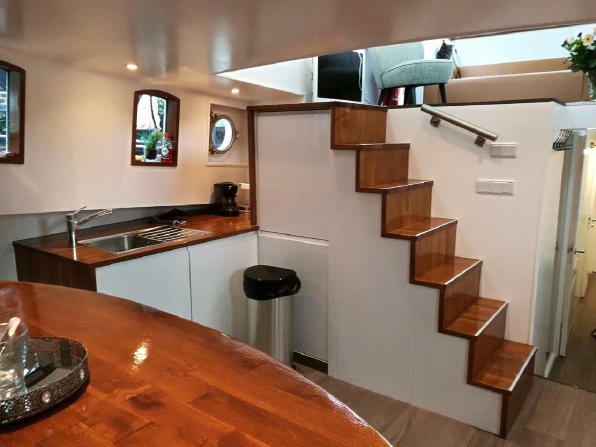 Houseboat Rose Daire Amsterdam Dış mekan fotoğraf